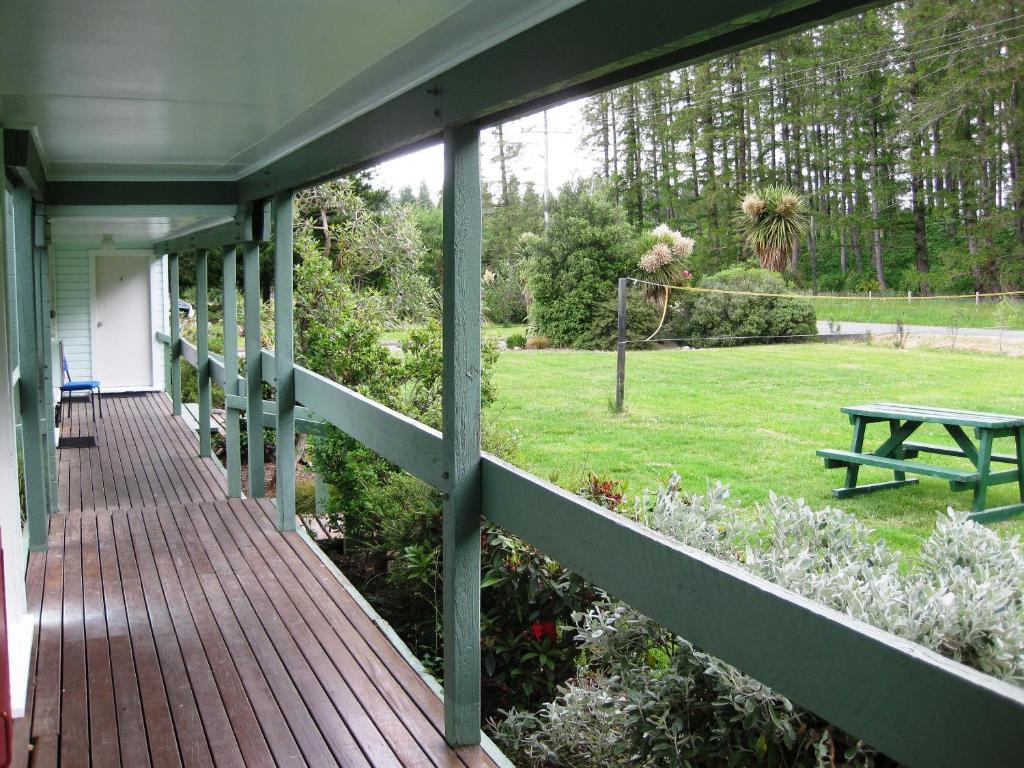 Alpine Holiday Apartments & Campground Hanmer Springs Room photo