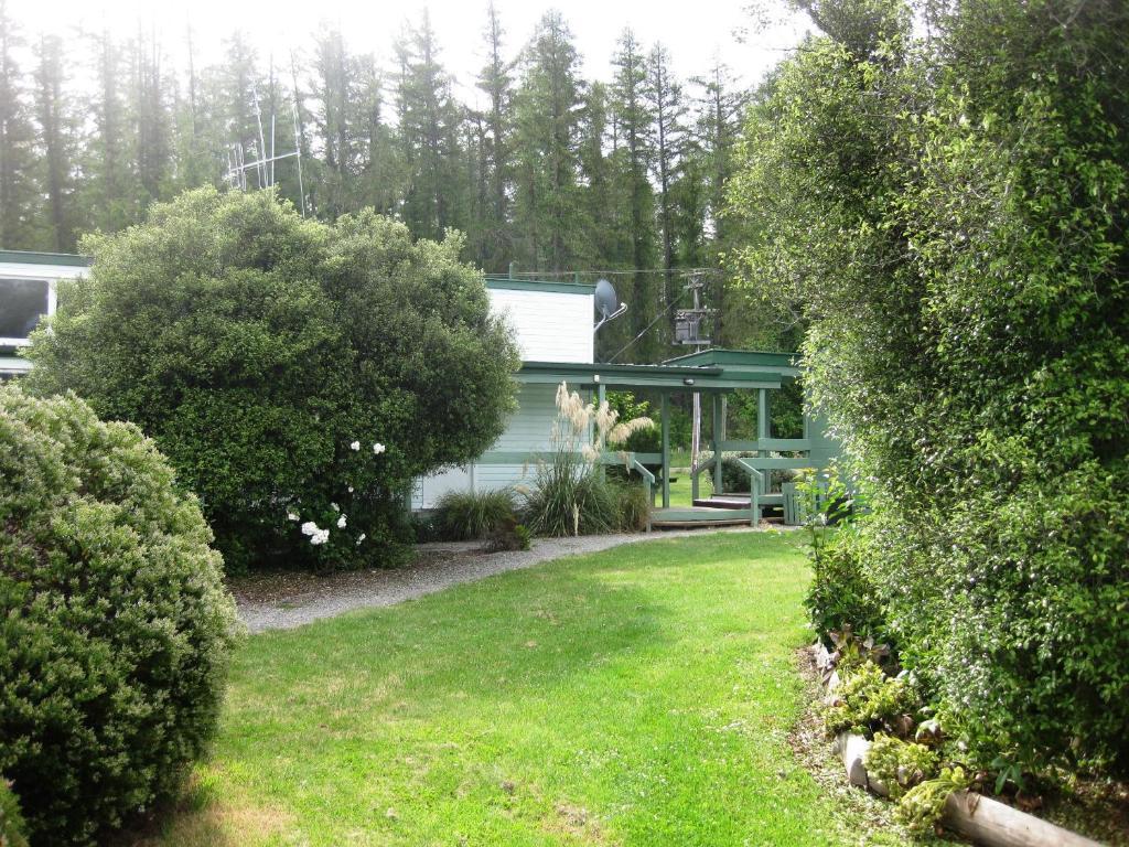 Alpine Holiday Apartments & Campground Hanmer Springs Exterior photo