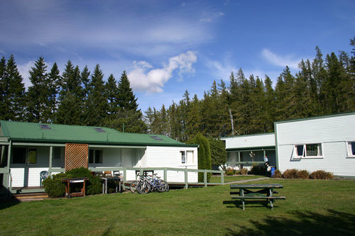Alpine Holiday Apartments & Campground Hanmer Springs Exterior photo