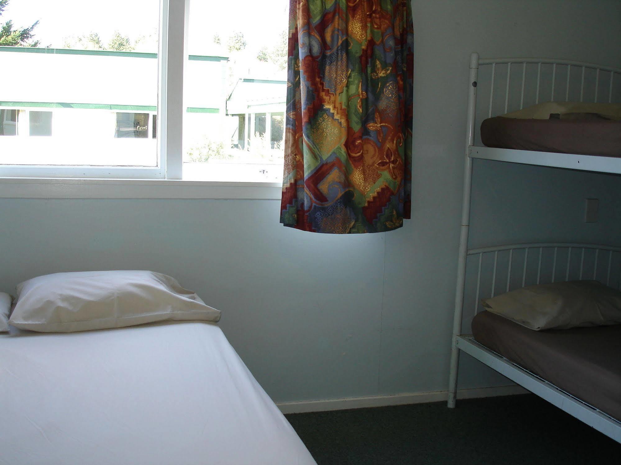 Alpine Holiday Apartments & Campground Hanmer Springs Exterior photo